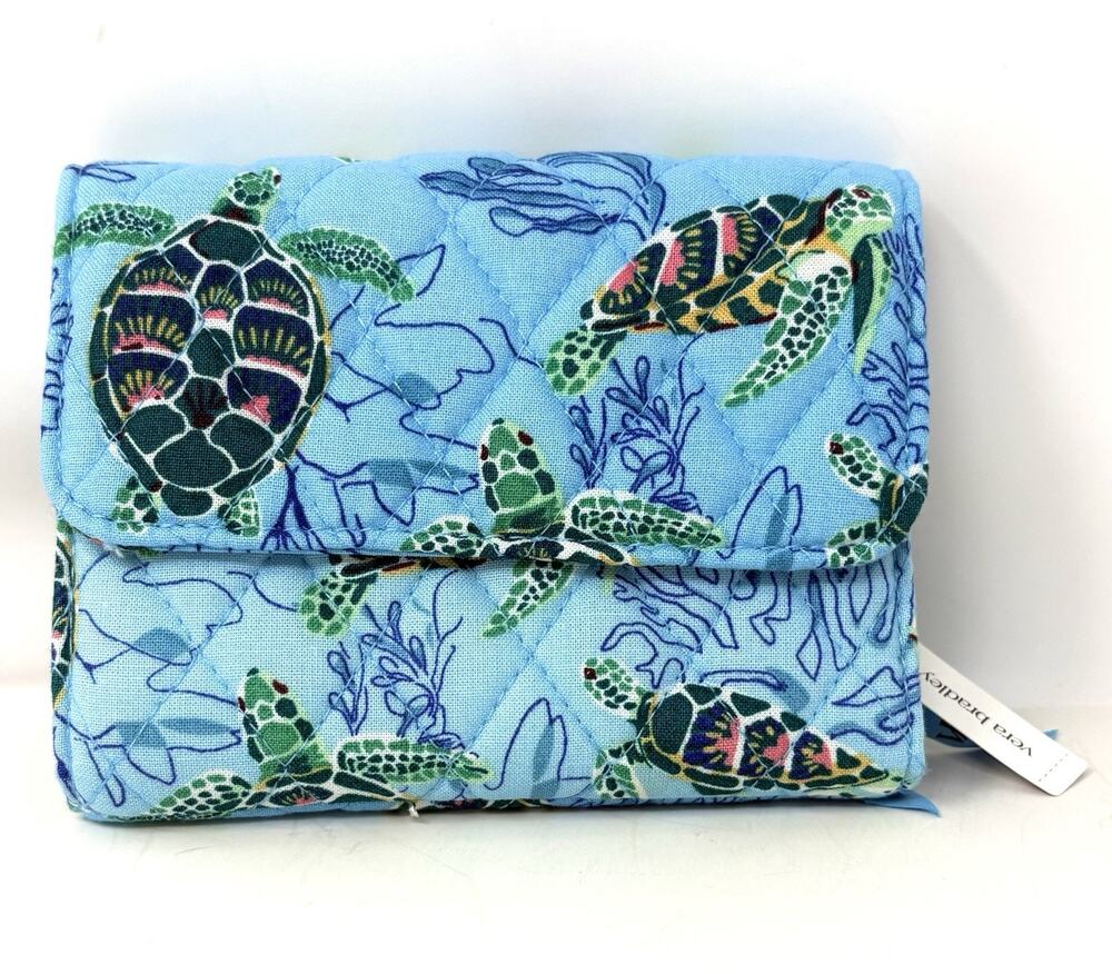Vera Bradley Sea Turtles Coral Riley Wallet Folding Snap Closure NWT Ocean EXACT